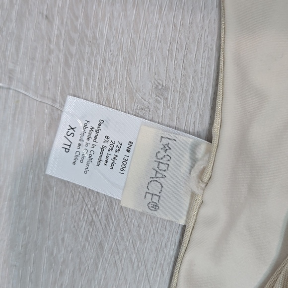 NWOT L Space Women Anthropologie Bitsy Cut Swim bottom Sz XS - Picture 2 of 7